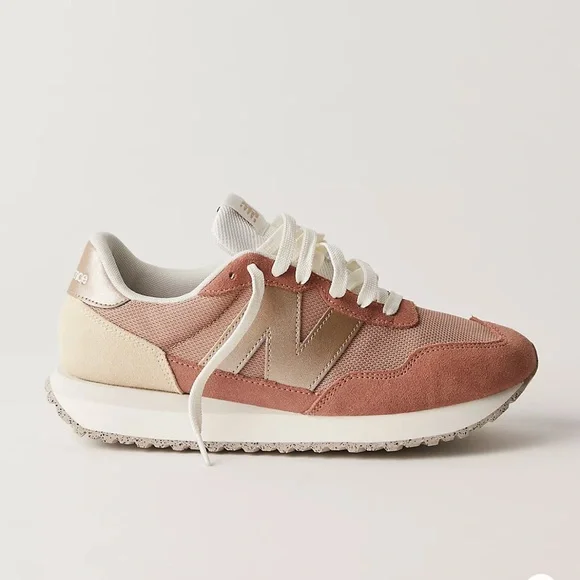 🌻🆕LAST ONE!!! NEW BALANCE 237 Womens Retro Sneaker-Copper/Silver-SIZE 7.5 - Picture 3 of 14